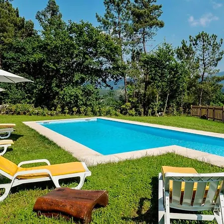 Charming House In With Shared Pool *
