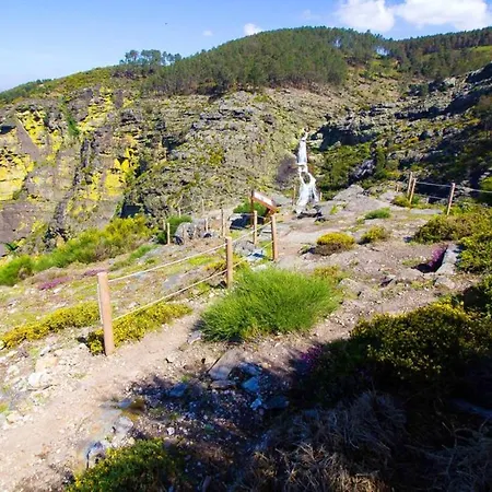 Charming House In With Shared Pool * Vilar de Ferreiros