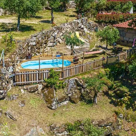 Charming House In With Shared Pool * Vilar de Ferreiros